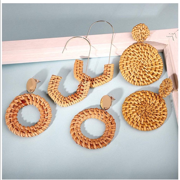 🖤 Rattan Earrings - Closed Circle - Picture 3 of 4